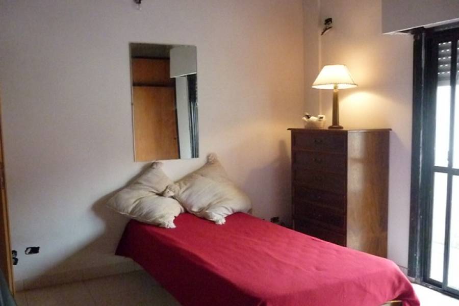Flores,Capital Federal,Argentina,2 Bedrooms Bedrooms,1 BañoBathrooms,Apartamentos,QUIRNO,6575