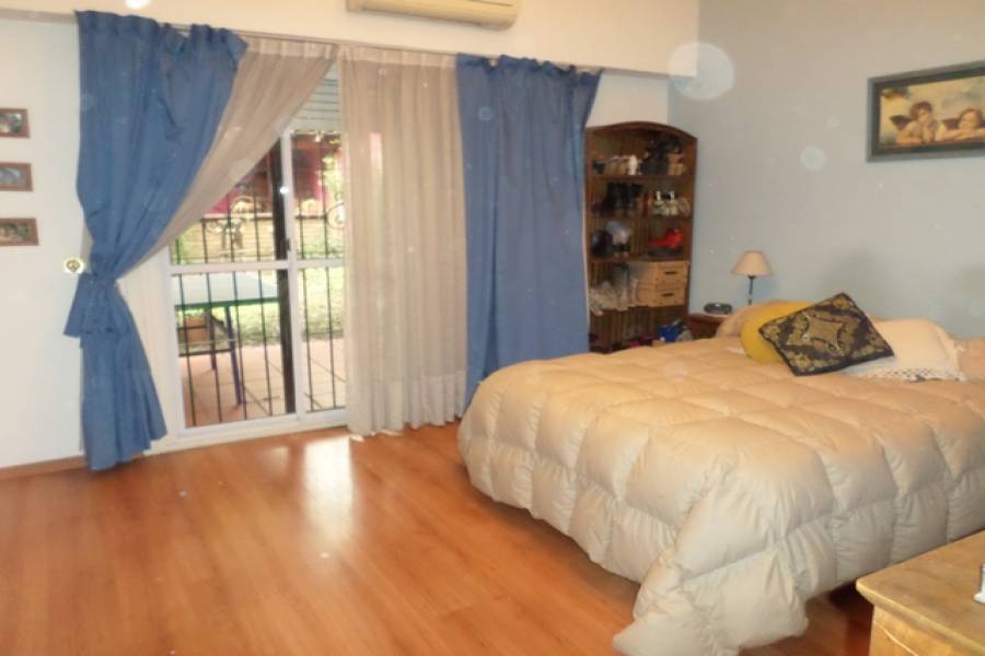 Caballito,Capital Federal,Argentina,3 Bedrooms Bedrooms,1 BañoBathrooms,Apartamentos,YERBAL,6595