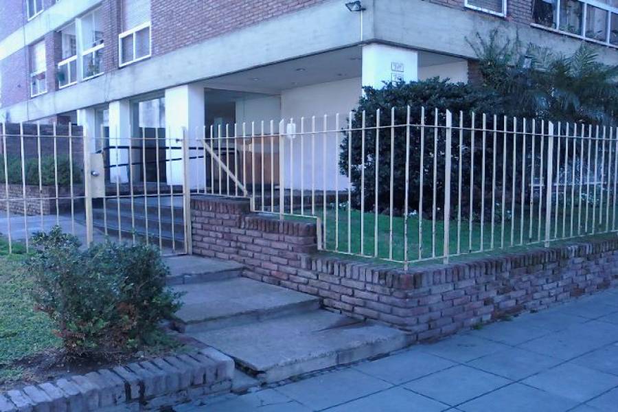 Flores,Capital Federal,Argentina,2 Bedrooms Bedrooms,1 BañoBathrooms,Apartamentos,LUIS VIALE ,6623