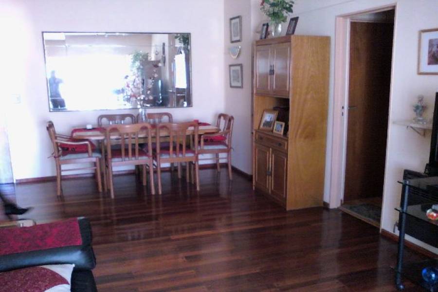 Flores,Capital Federal,Argentina,2 Bedrooms Bedrooms,1 BañoBathrooms,Apartamentos,LUIS VIALE ,6623
