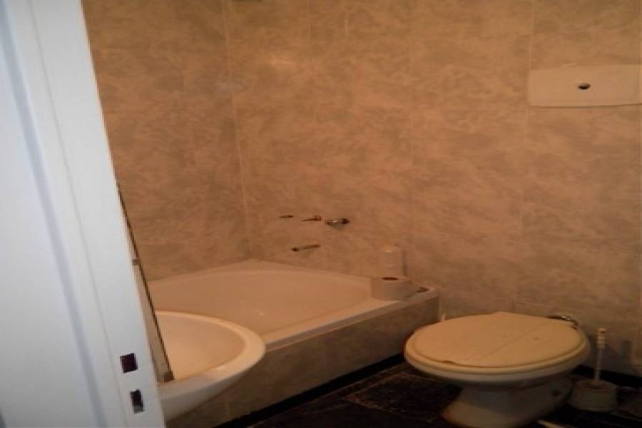 Capital Federal,Argentina,2 Bedrooms Bedrooms,1 BañoBathrooms,Apartamentos,ESMERALDA ,6646