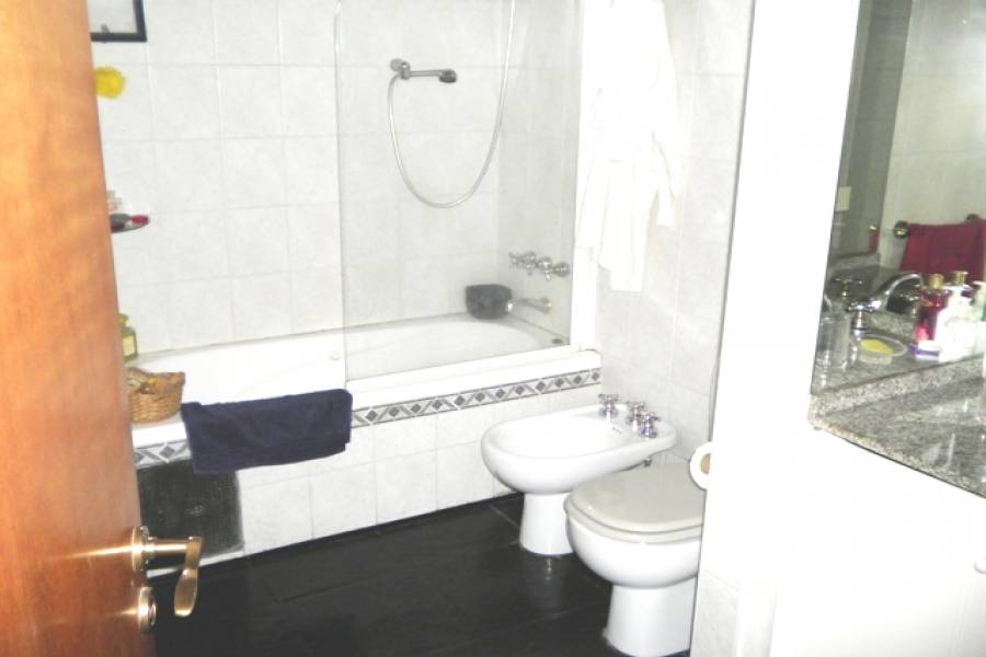 Parque Avellaneda,Capital Federal,Argentina,3 Bedrooms Bedrooms,2 BathroomsBathrooms,Apartamentos,MARIANO ACOSTA,6652