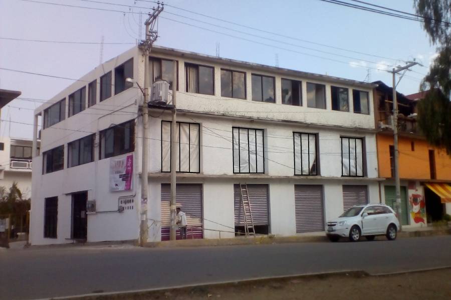 Santa Lucía del Camino,Oaxaca,Mexico,4 Rooms Rooms,4 BathroomsBathrooms,Oficinas,hornos ,2,6662
