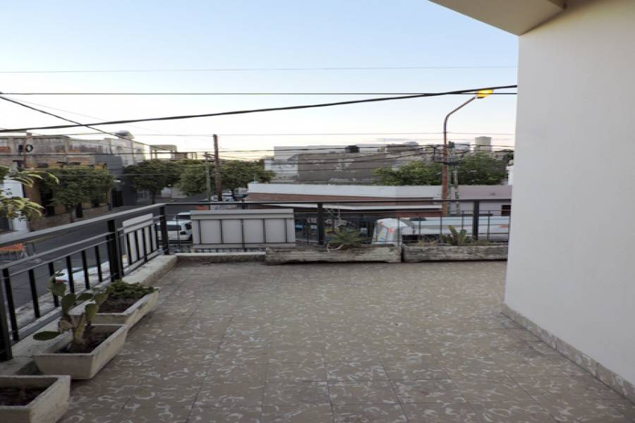 San Luis,San Luis,Argentina,3 Bedrooms Bedrooms,350000 BathroomsBathrooms,Casas,Junin al 1100,6696