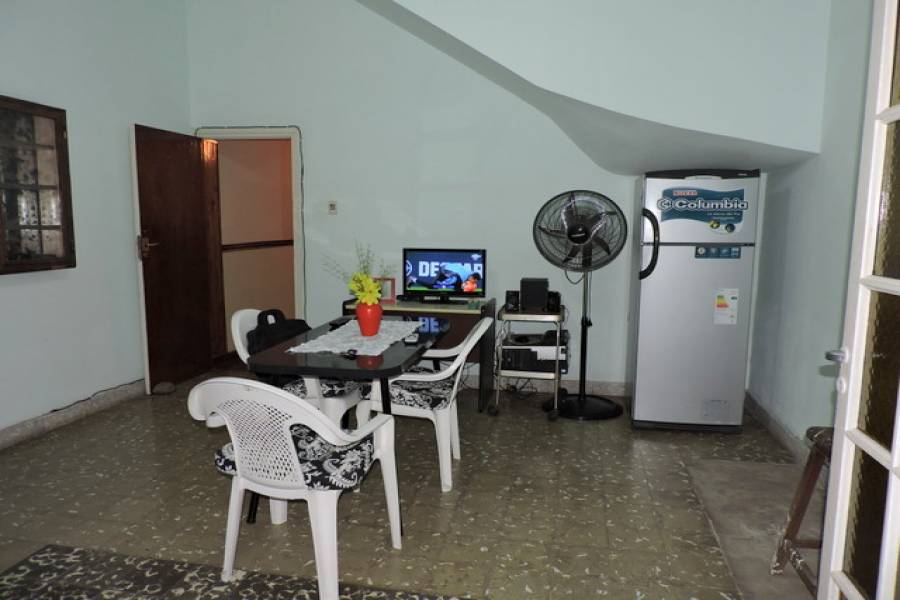San Luis,San Luis,Argentina,3 Bedrooms Bedrooms,350000 BathroomsBathrooms,Casas,Junin al 1100,6696