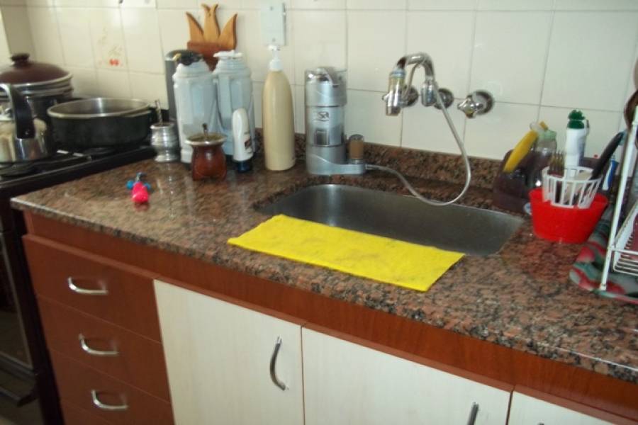 Flores,Capital Federal,Argentina,2 Bedrooms Bedrooms,1 BañoBathrooms,Apartamentos,ARANGUREN ,6712