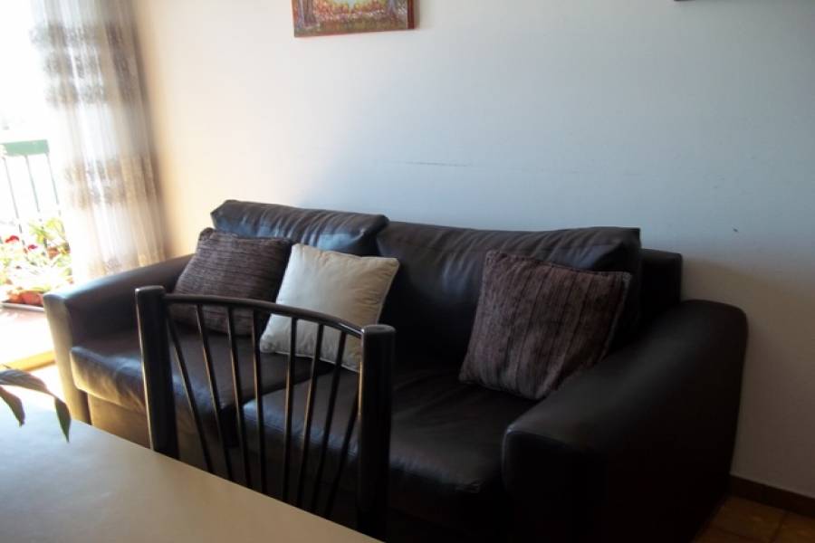 Flores,Capital Federal,Argentina,2 Bedrooms Bedrooms,1 BañoBathrooms,Apartamentos,ARANGUREN ,6712