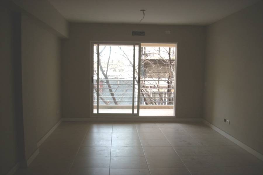 Flores,Capital Federal,Argentina,2 Bedrooms Bedrooms,1 BañoBathrooms,Apartamentos,MEMBRILLAR ,6713