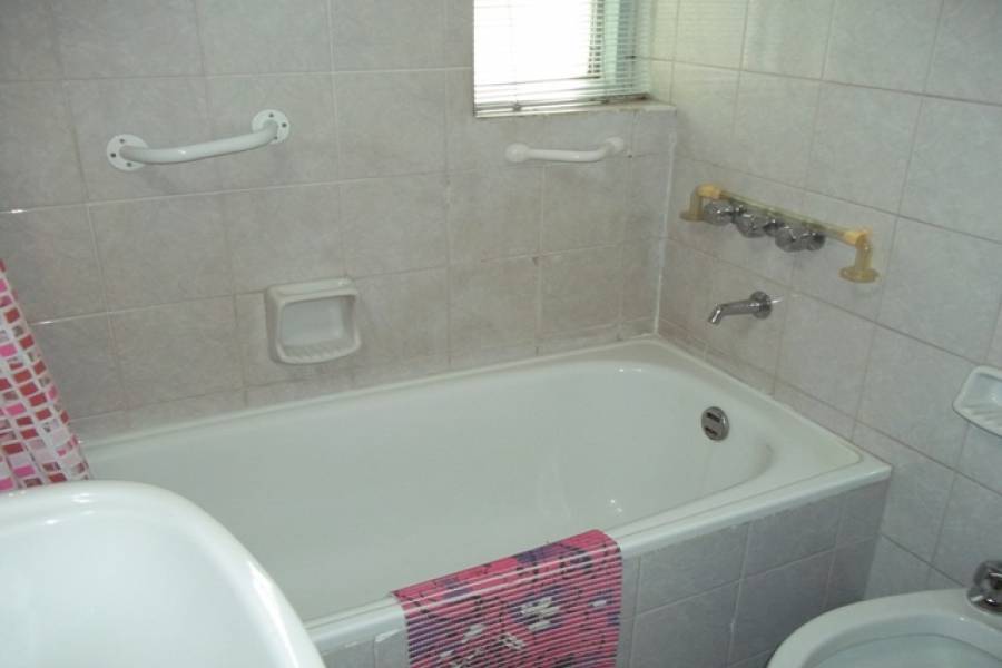 Almagro,Capital Federal,Argentina,2 Bedrooms Bedrooms,1 BañoBathrooms,Apartamentos,HIPOLITO YRIGOYEN ,6722