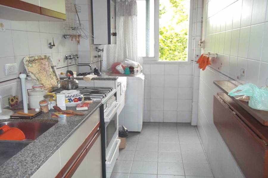 Almagro,Capital Federal,Argentina,2 Bedrooms Bedrooms,1 BañoBathrooms,Apartamentos,HIPOLITO YRIGOYEN ,6722