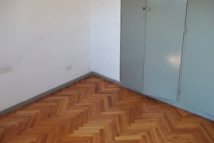 Flores,Capital Federal,Argentina,2 Bedrooms Bedrooms,1 BañoBathrooms,Apartamentos,PASAJE LA FRONDA,6738
