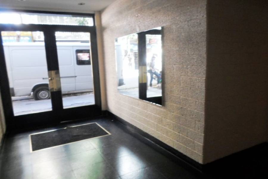 Flores,Capital Federal,Argentina,2 Bedrooms Bedrooms,1 BañoBathrooms,Apartamentos,CURAPALIGUE,6779