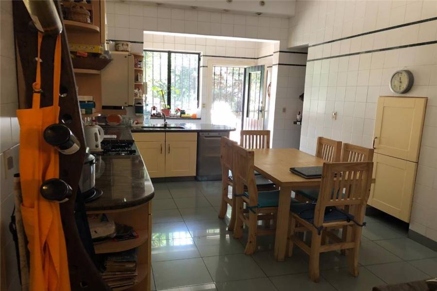 Olivos,Buenos Aires,Argentina,3 BathroomsBathrooms,Apartamentos,6786