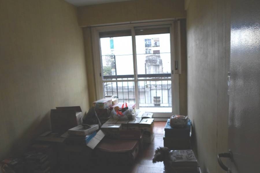Flores,Capital Federal,Argentina,2 Bedrooms Bedrooms,1 BañoBathrooms,Apartamentos,YERBAL,6909
