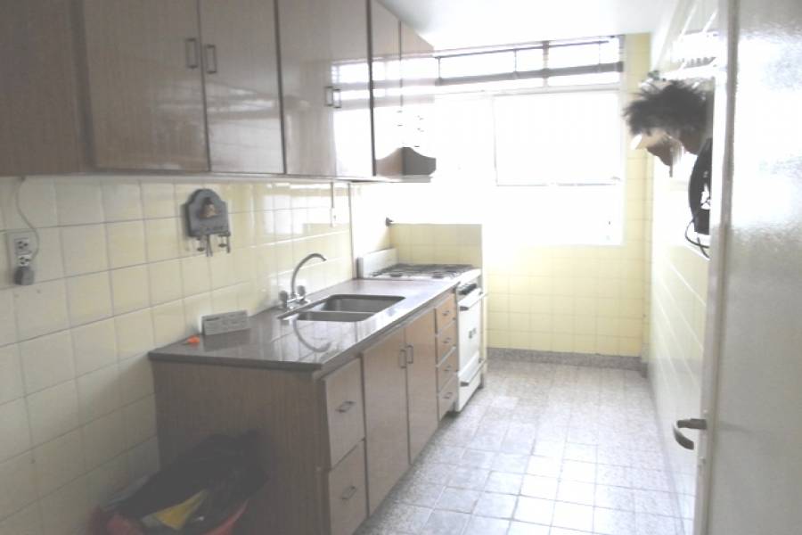 Flores,Capital Federal,Argentina,2 Bedrooms Bedrooms,1 BañoBathrooms,Apartamentos,YERBAL,6909
