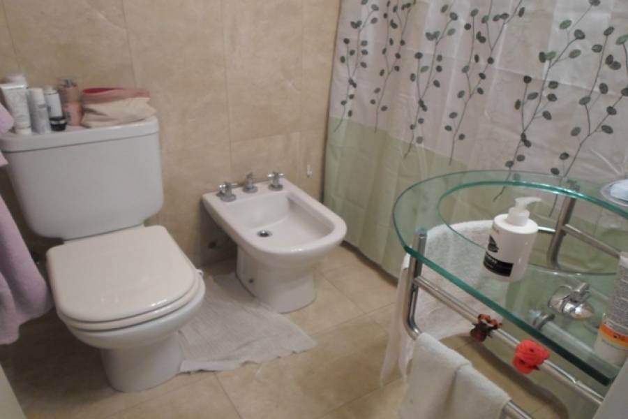 Flores,Capital Federal,Argentina,2 Bedrooms Bedrooms,1 BañoBathrooms,Apartamentos,RIVADAVIA,6912
