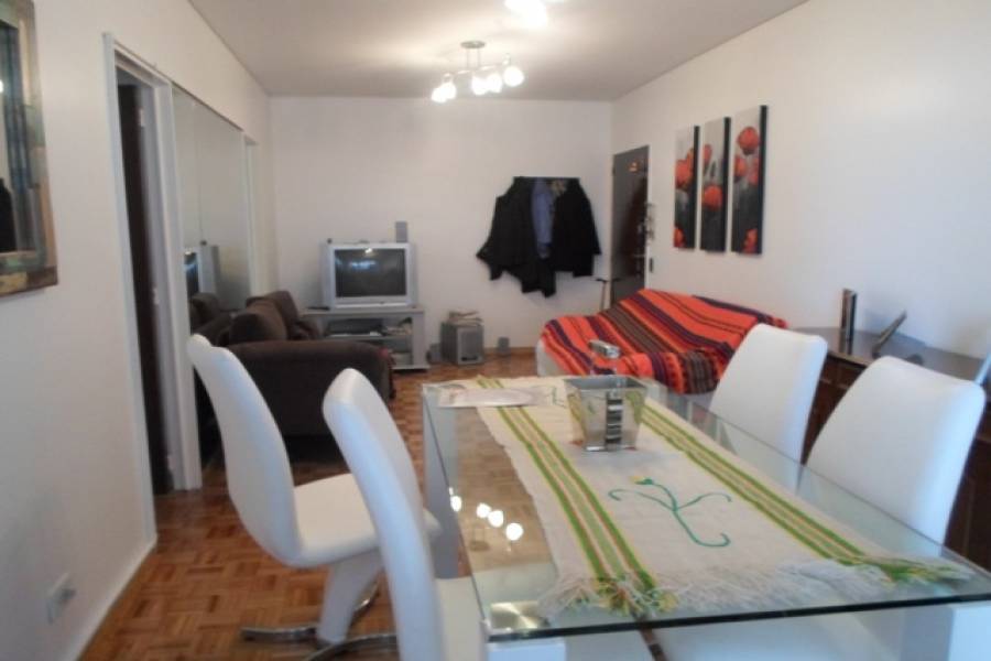 Flores,Capital Federal,Argentina,2 Bedrooms Bedrooms,1 BañoBathrooms,Apartamentos,RIVADAVIA,6912