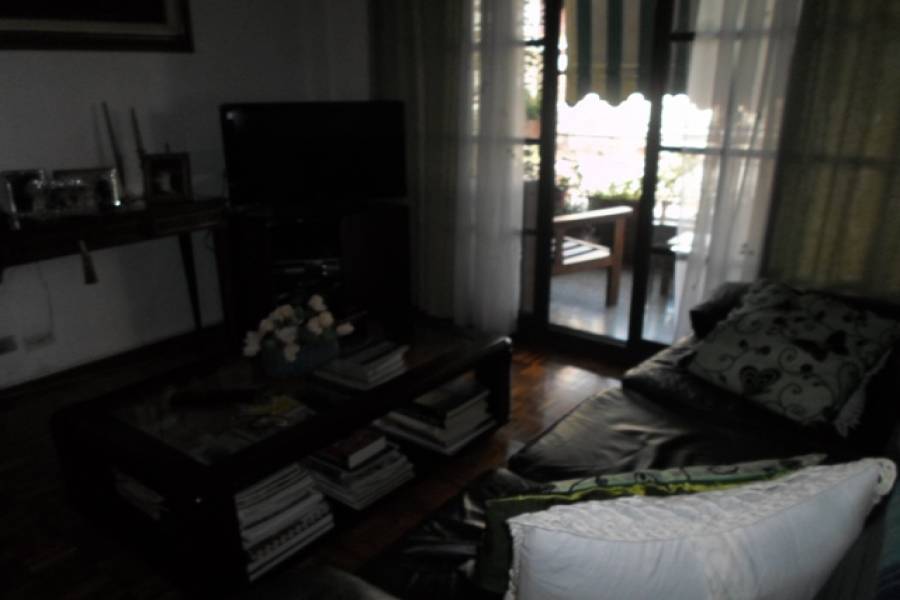 Caballito,Capital Federal,Argentina,2 Bedrooms Bedrooms,1 BañoBathrooms,Apartamentos,ACOYTE,6916