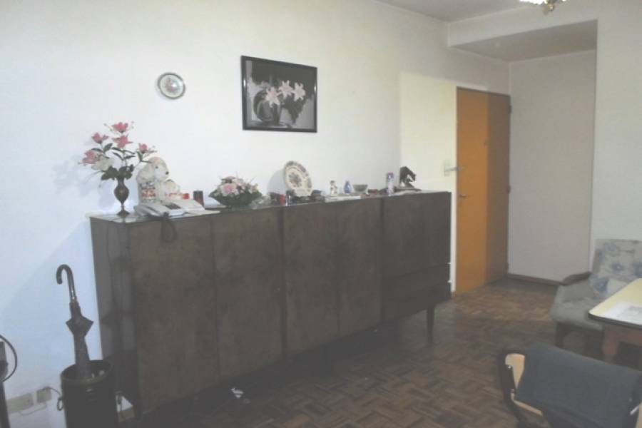 Flores,Capital Federal,Argentina,2 Bedrooms Bedrooms,1 BañoBathrooms,Apartamentos,BONIFACIO,6920