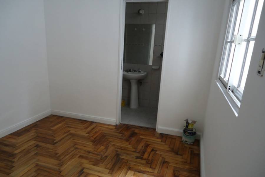 Recoleta,Capital Federal,Argentina,2 Bedrooms Bedrooms,1 BañoBathrooms,Apartamentos,LAPRIDA,6926
