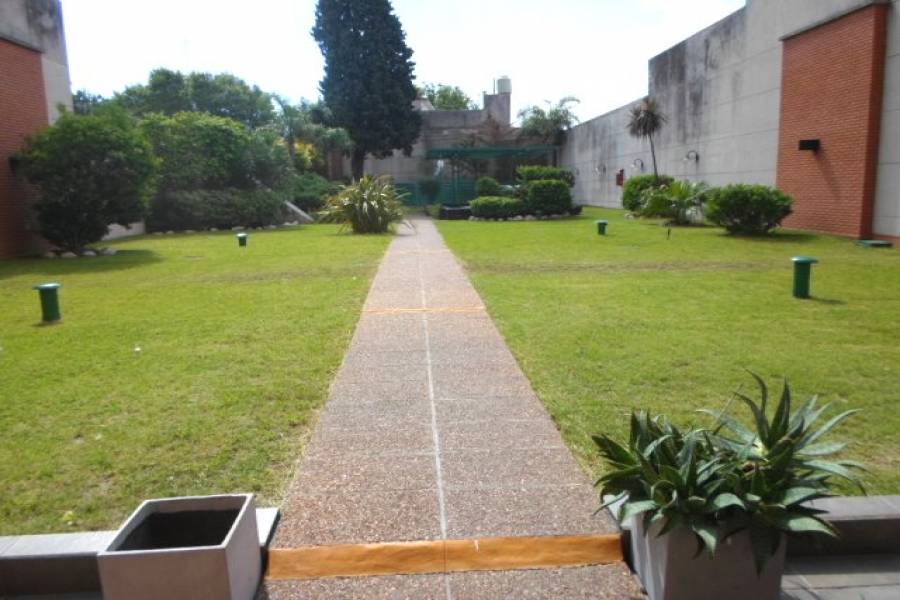 Parque Avellaneda,Capital Federal,Argentina,2 Bedrooms Bedrooms,1 BañoBathrooms,Apartamentos,DIRECTORIO,6956
