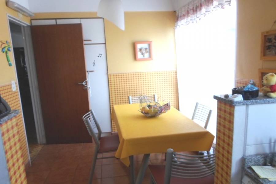 Parque Avellaneda,Capital Federal,Argentina,2 Bedrooms Bedrooms,1 BañoBathrooms,Apartamentos,DIRECTORIO,6956