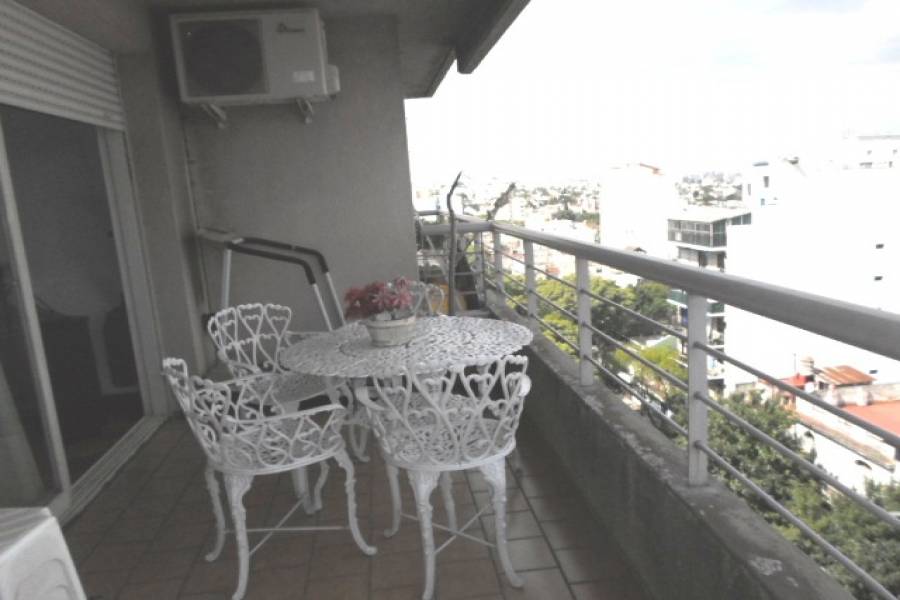 Parque Avellaneda,Capital Federal,Argentina,2 Bedrooms Bedrooms,1 BañoBathrooms,Apartamentos,DIRECTORIO,6956