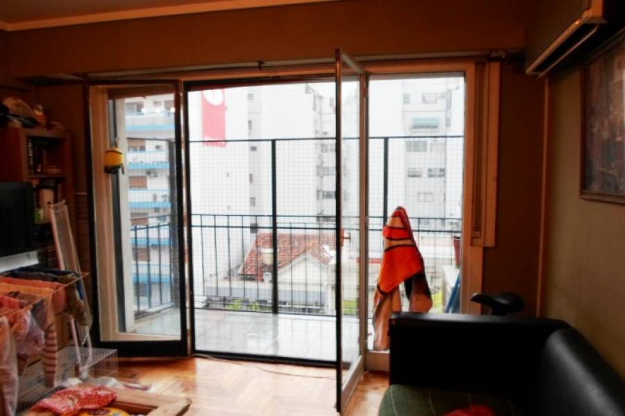 Flores,Capital Federal,Argentina,2 Bedrooms Bedrooms,1 BañoBathrooms,Apartamentos,DIRECTORIO,6962