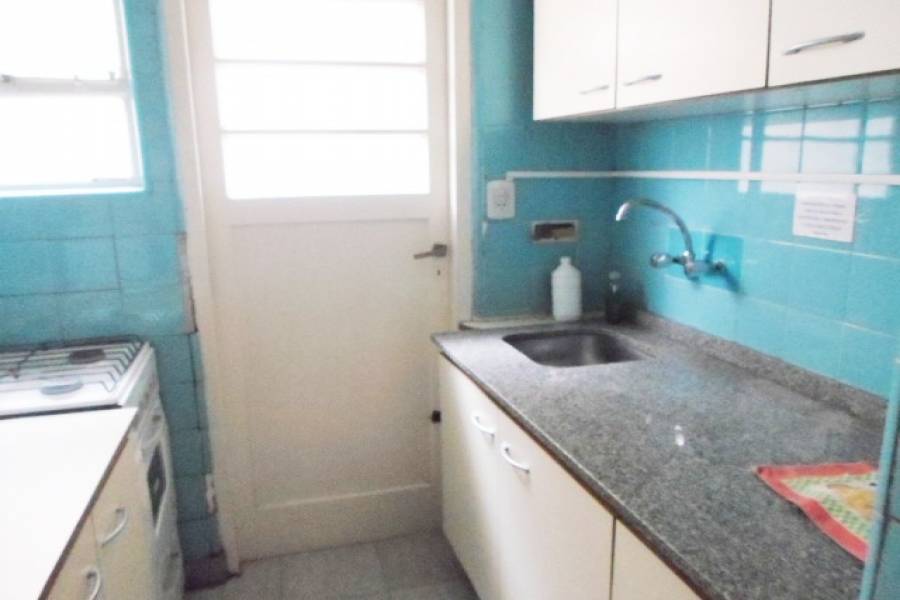Balvanera,Capital Federal,Argentina,2 Bedrooms Bedrooms,1 BañoBathrooms,Apartamentos,AYACUCHO,6975