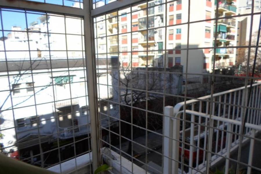 Flores,Capital Federal,Argentina,2 Bedrooms Bedrooms,1 BañoBathrooms,Apartamentos,YERBAL,6991
