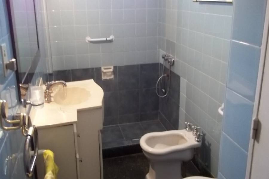 Flores,Capital Federal,Argentina,2 Bedrooms Bedrooms,1 BañoBathrooms,Apartamentos,AVELLANEDA ,6994