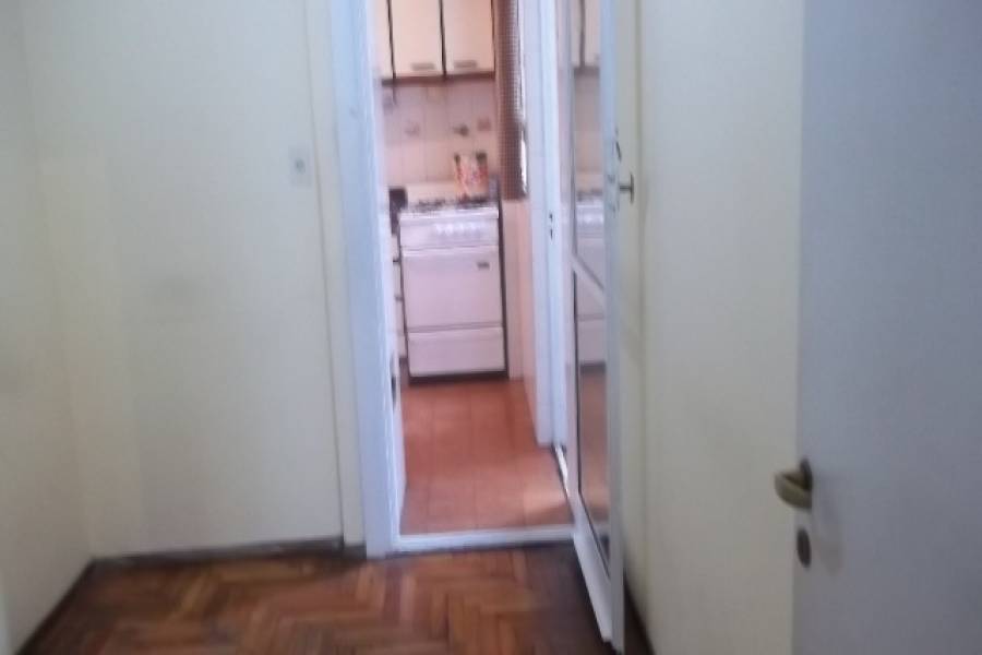 Flores,Capital Federal,Argentina,2 Bedrooms Bedrooms,1 BañoBathrooms,Apartamentos,AVELLANEDA ,6994