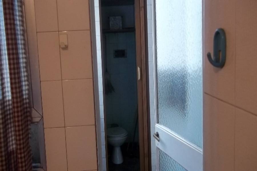 Flores,Capital Federal,Argentina,2 Bedrooms Bedrooms,1 BañoBathrooms,Apartamentos,AVELLANEDA ,6994