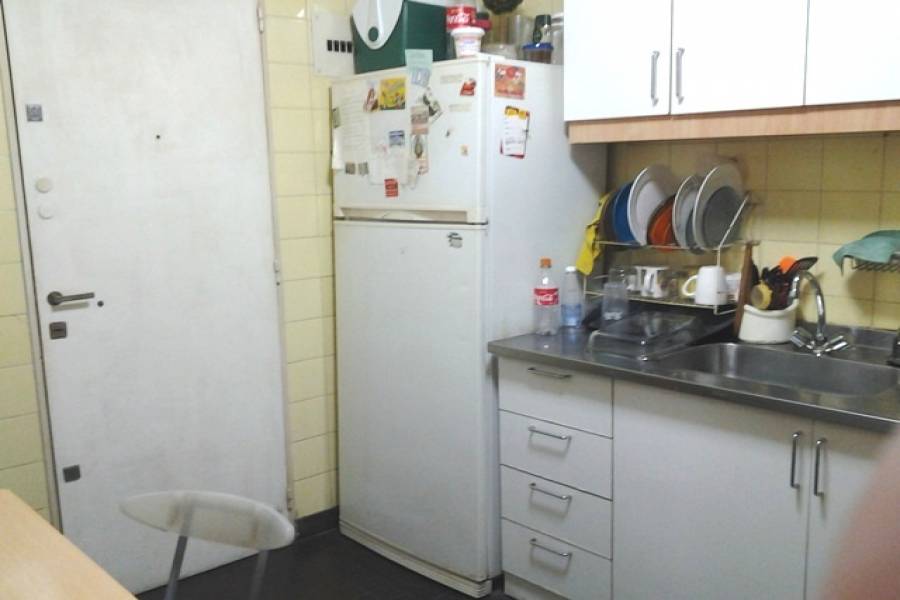 Capital Federal,Argentina,2 Bedrooms Bedrooms,1 BañoBathrooms,Apartamentos,PUEYRREDON ,7006