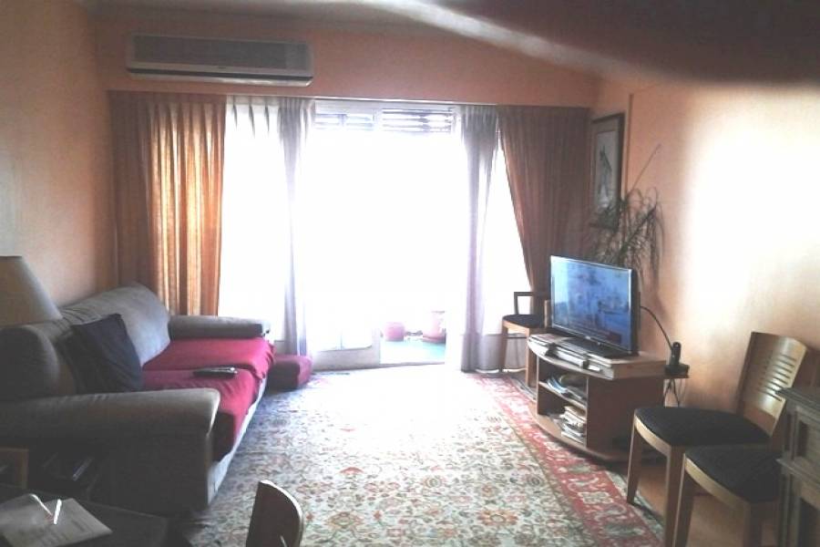 Capital Federal,Argentina,2 Bedrooms Bedrooms,1 BañoBathrooms,Apartamentos,PUEYRREDON ,7006