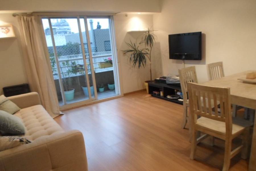 Parque Avellaneda,Capital Federal,Argentina,2 Bedrooms Bedrooms,1 BañoBathrooms,Apartamentos,BRAGADO,7010