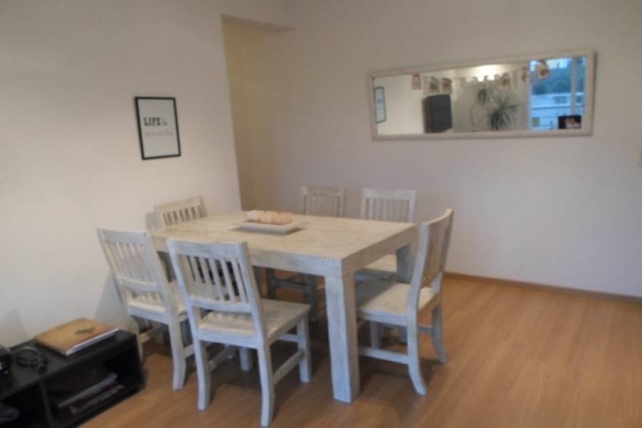 Parque Avellaneda,Capital Federal,Argentina,2 Bedrooms Bedrooms,1 BañoBathrooms,Apartamentos,BRAGADO,7010