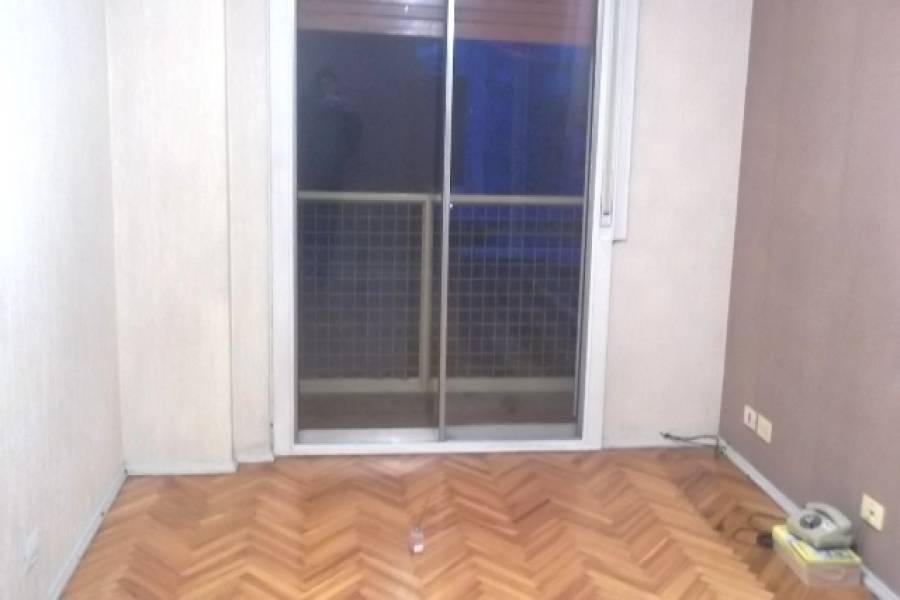 Flores,Capital Federal,Argentina,2 Bedrooms Bedrooms,1 BañoBathrooms,Apartamentos,MEMBRILLAR ,7013