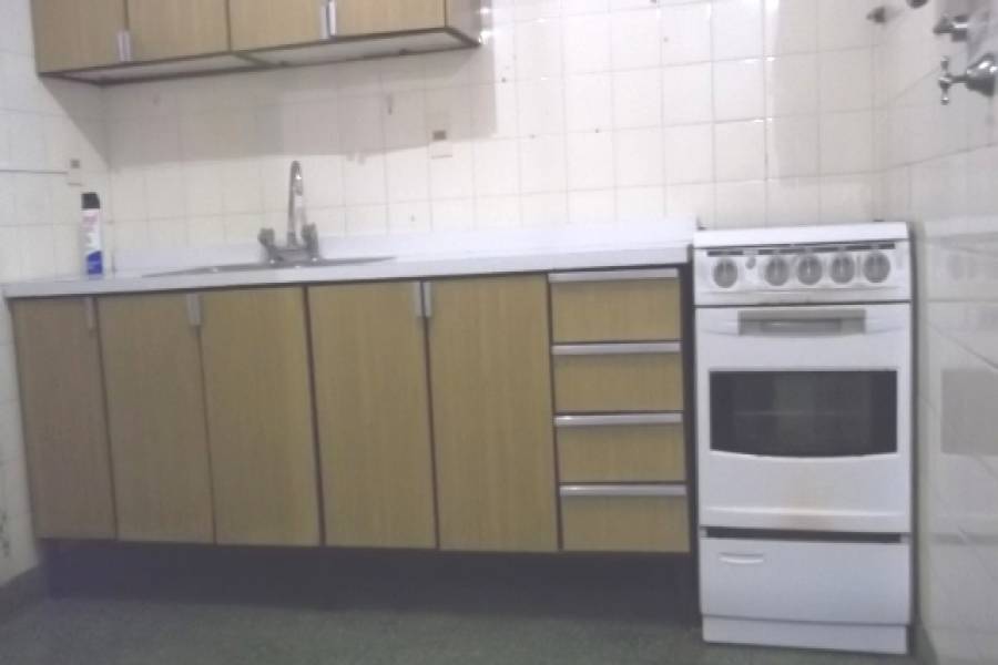 Flores,Capital Federal,Argentina,2 Bedrooms Bedrooms,1 BañoBathrooms,Apartamentos,MEMBRILLAR ,7013
