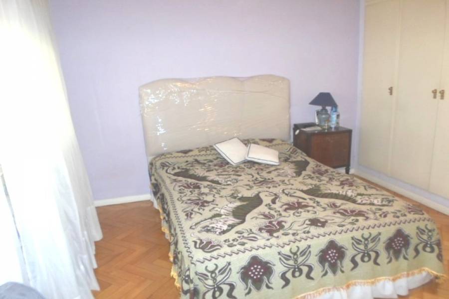 Flores,Capital Federal,Argentina,2 Bedrooms Bedrooms,1 BañoBathrooms,Apartamentos,BIBLBAO,7015