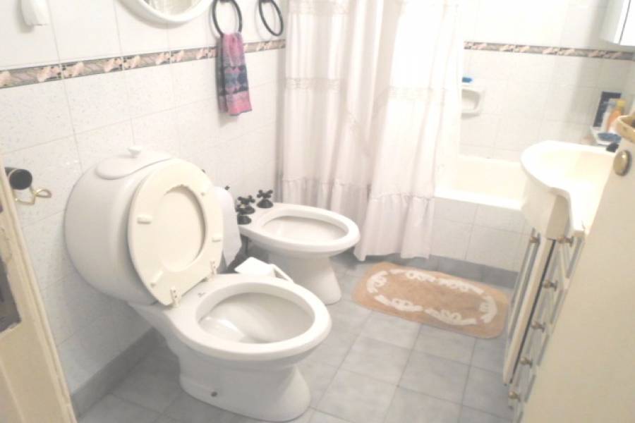 Flores,Capital Federal,Argentina,2 Bedrooms Bedrooms,1 BañoBathrooms,Apartamentos,BIBLBAO,7015