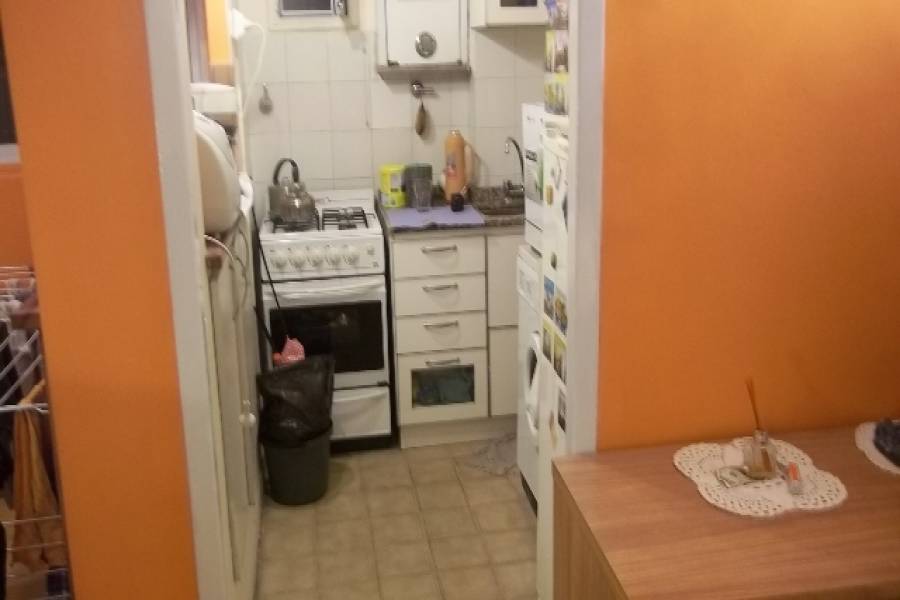 Balvanera,Capital Federal,Argentina,2 Bedrooms Bedrooms,1 BañoBathrooms,Apartamentos,AZCUENAGA ,7016
