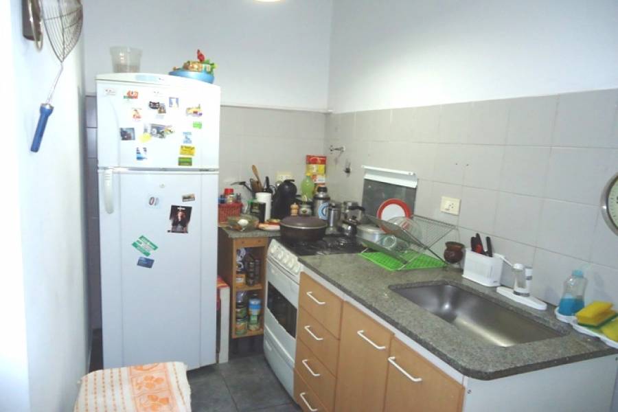 Balvanera,Capital Federal,Argentina,2 Bedrooms Bedrooms,1 BañoBathrooms,Apartamentos,CORRIENTES,7023