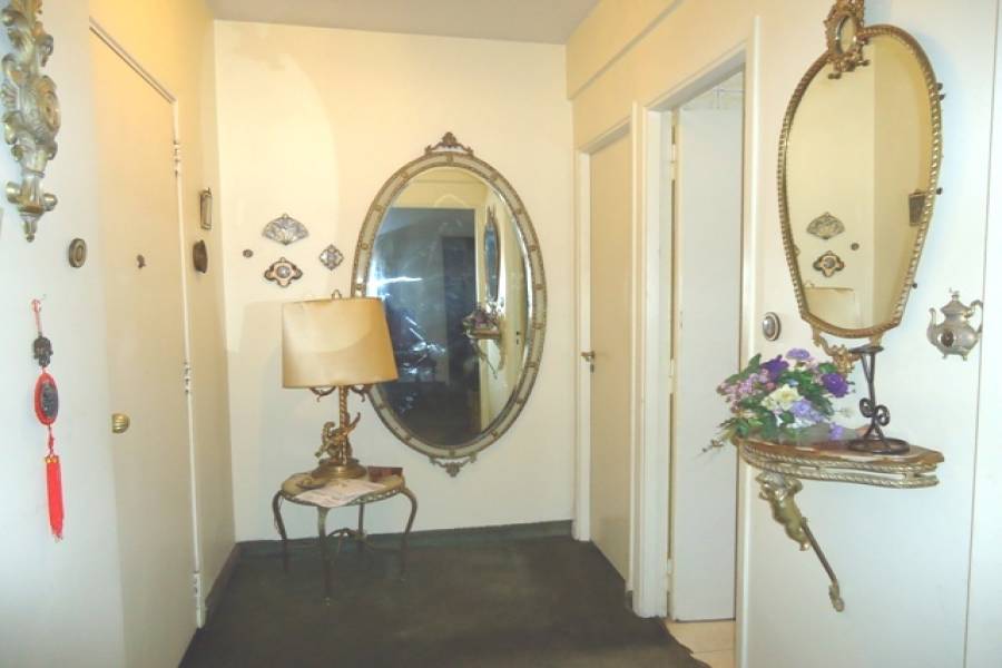 Capital Federal,Argentina,2 Bedrooms Bedrooms,1 BañoBathrooms,Apartamentos,PUEYRREDON,7029