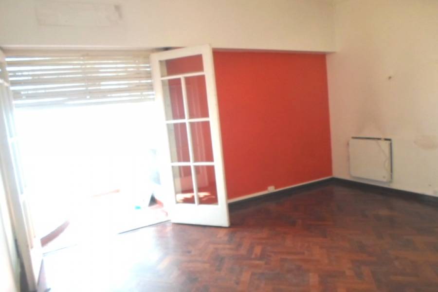 Flores,Capital Federal,Argentina,2 Bedrooms Bedrooms,1 BañoBathrooms,Apartamentos,CONDARCO,7037