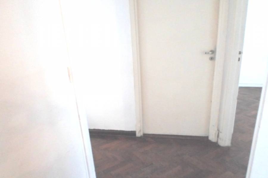 Flores,Capital Federal,Argentina,2 Bedrooms Bedrooms,1 BañoBathrooms,Apartamentos,CONDARCO,7037