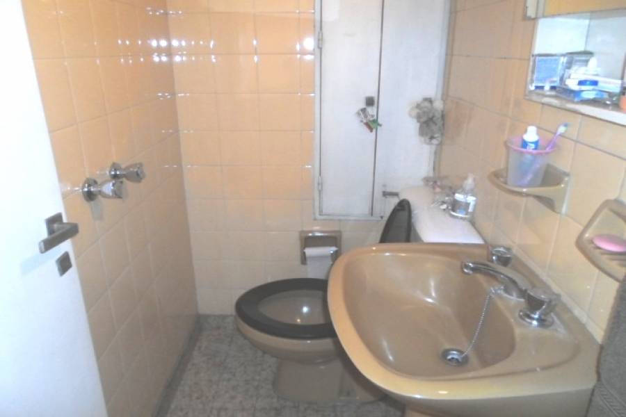 La Paternal,Capital Federal,Argentina,2 Bedrooms Bedrooms,1 BañoBathrooms,Apartamentos,JUAN B JUSTO,7048