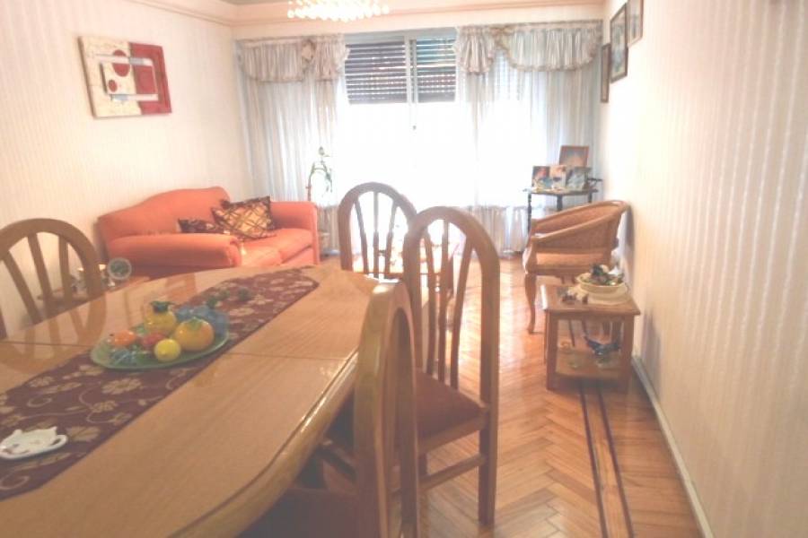 Flores,Capital Federal,Argentina,2 Bedrooms Bedrooms,1 BañoBathrooms,Apartamentos,VARELA ,7056