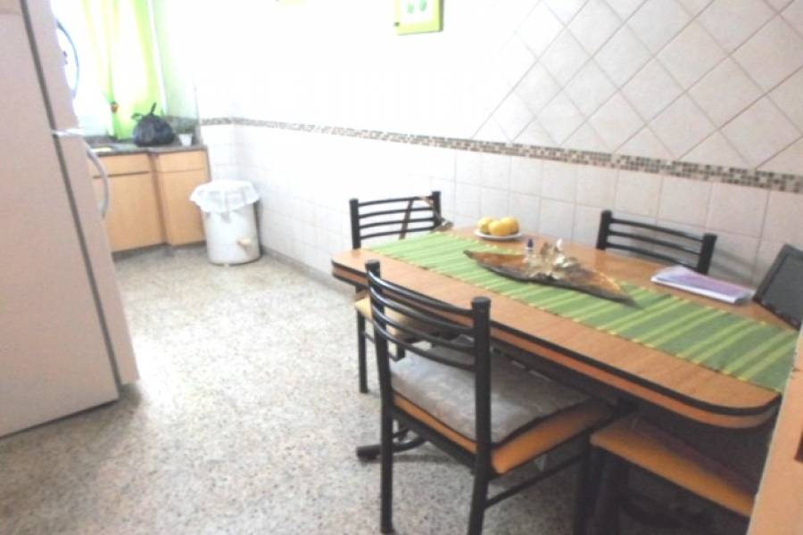 Flores,Capital Federal,Argentina,2 Bedrooms Bedrooms,1 BañoBathrooms,Apartamentos,VARELA ,7056