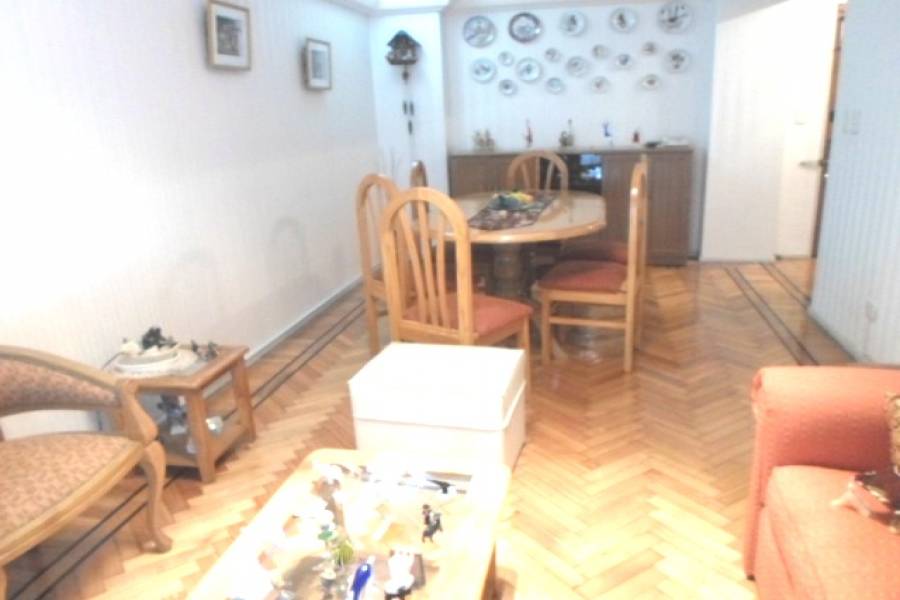 Flores,Capital Federal,Argentina,2 Bedrooms Bedrooms,1 BañoBathrooms,Apartamentos,VARELA ,7056